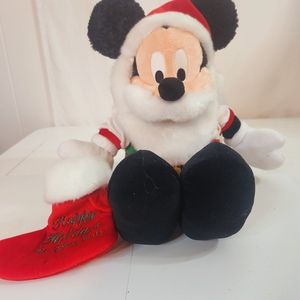 Walt Disney World Mickey Mouse Santa App 17 inches tall